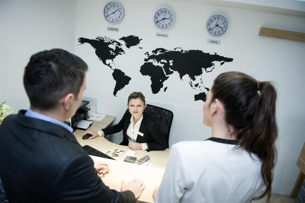 Gec Hotel Zapresic Bagian luar foto