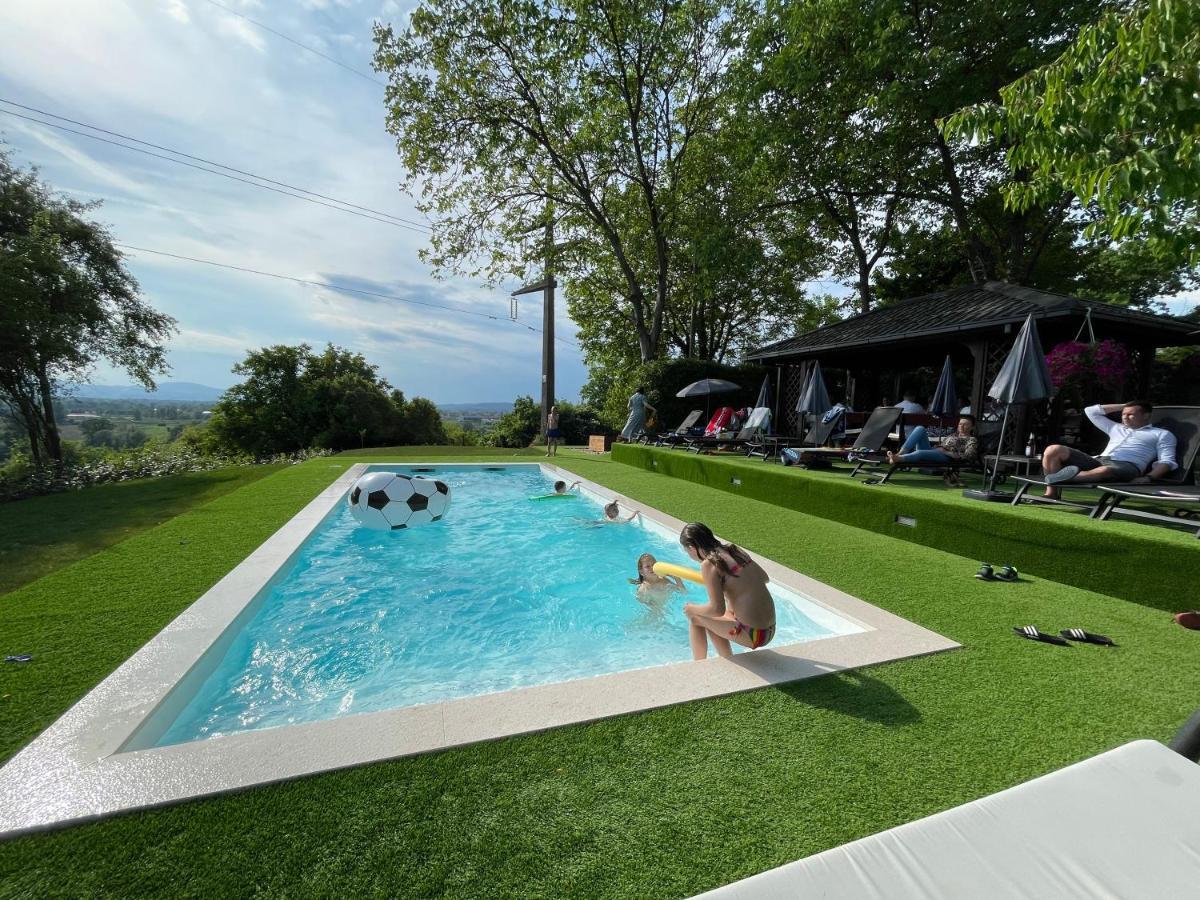Gec Hotel Zapresic Bagian luar foto