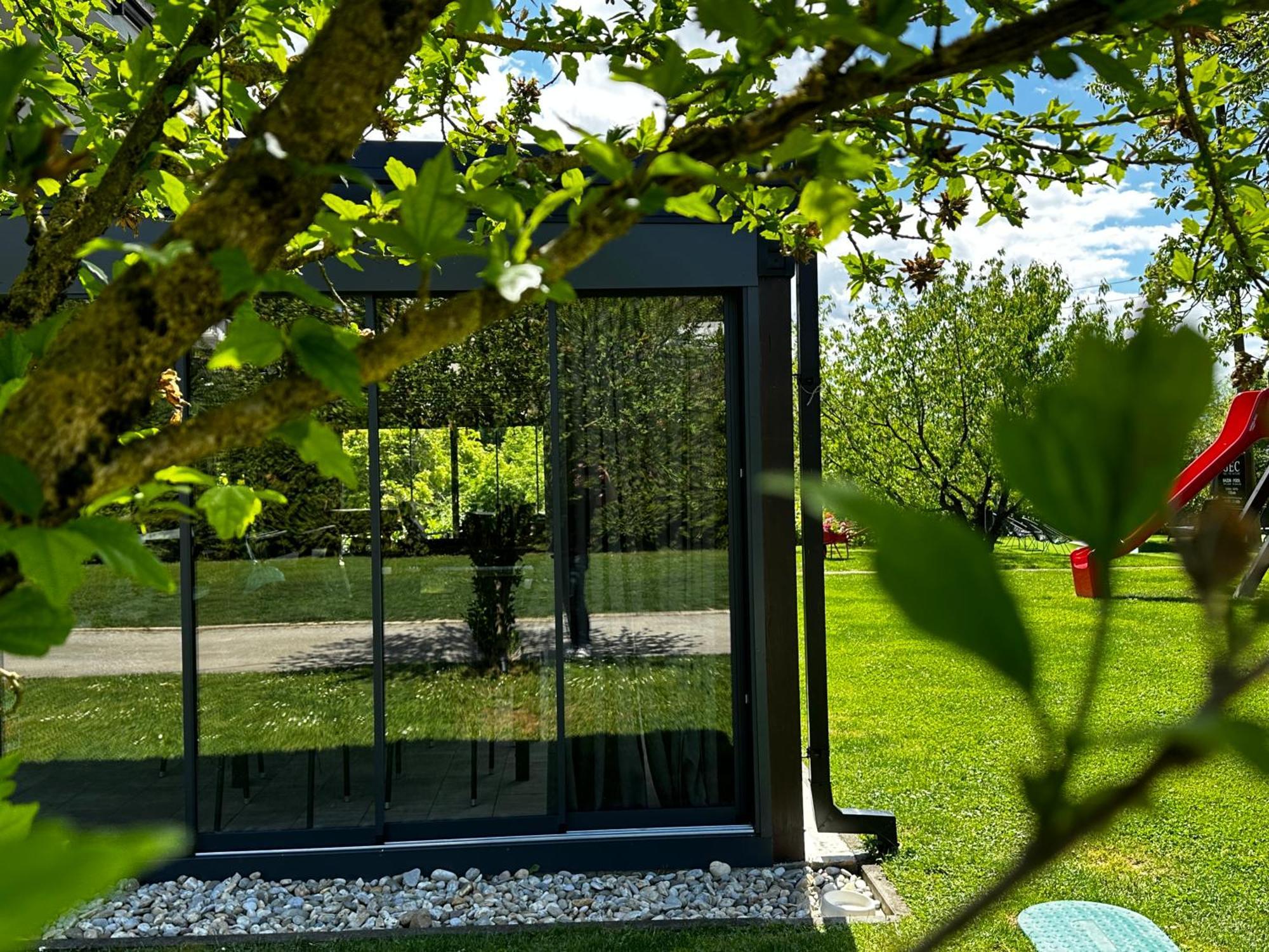 Gec Hotel Zapresic Bagian luar foto