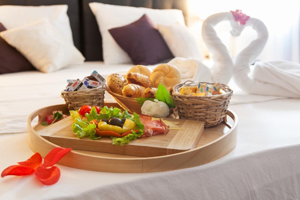 Gec Hotel Zapresic Bagian luar foto