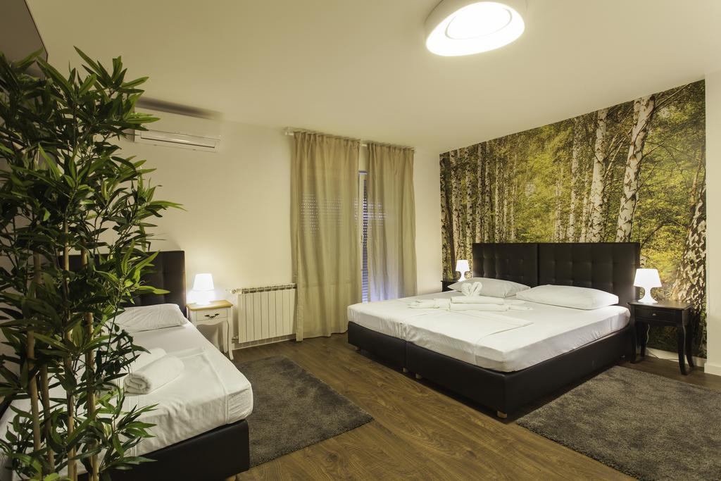 Gec Hotel Zapresic Bagian luar foto