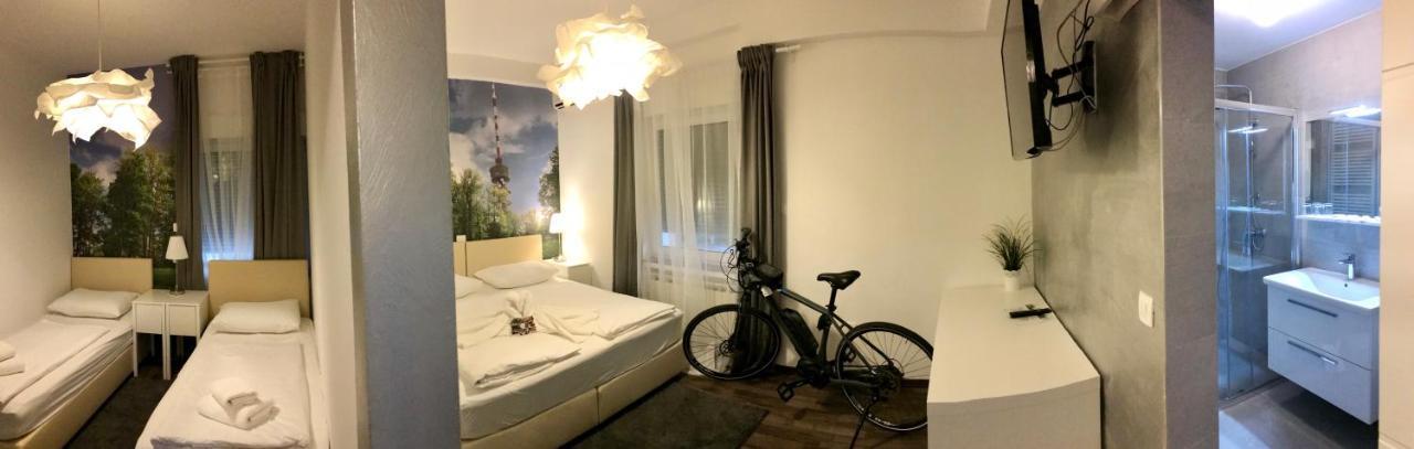 Gec Hotel Zapresic Bagian luar foto