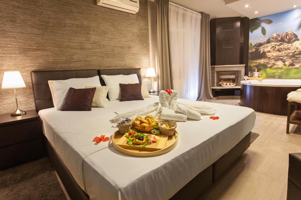 Gec Hotel Zapresic Bagian luar foto
